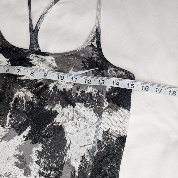 Nike Dri-Fit Exercise Tank Top - Picture 9 of 9